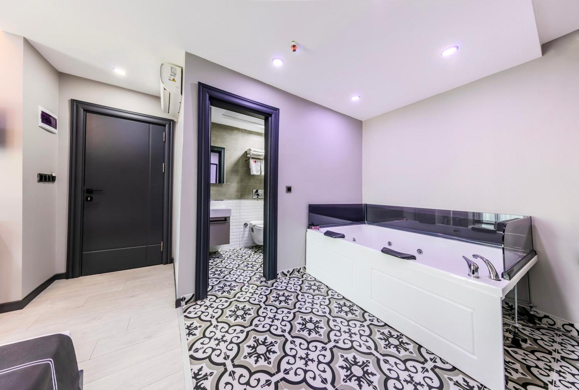 Arnavutkoy Intercity Hotel Istanbul Airport מראה חיצוני תמונה